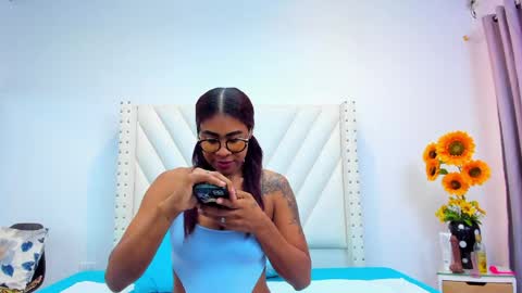Snapshot of aishainti chatting on 06/07/26, 01:48 aishainti online show from 06/07/26, 01:48