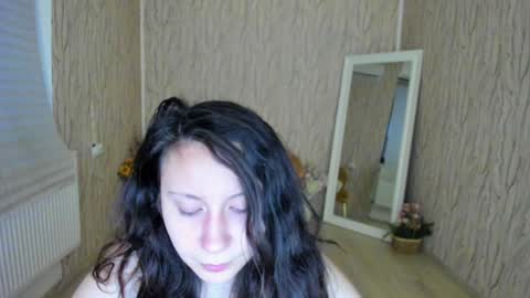 Aisha online show from 01/03/25, 05:28