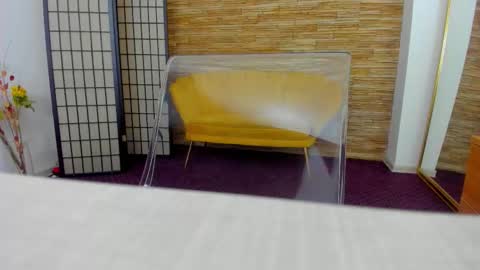 Aisha online show from 11/02/25, 05:10