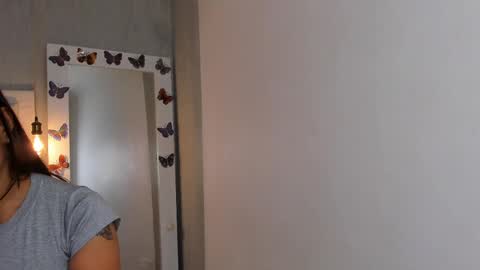 aishawild online show from 03/08/25, 12:41