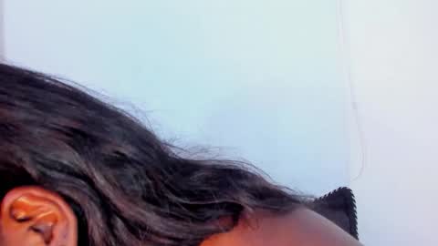 aishazaa online show from 11/09/25, 01:04