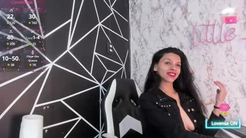 aitana_garcia_ online show from 03/04/25, 12:01