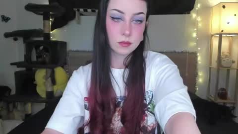 Snapshot of aivie chatting on 07/07/26, 07:56 Aivie Pink online show from 07/07/26, 07:56