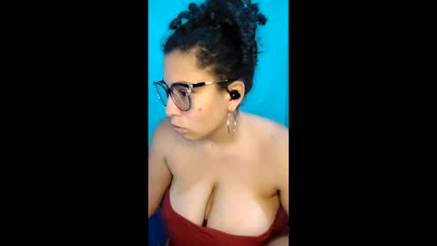 Snapshot of aixa_15 chatting on 02/05/26, 07:07 Aixa Burgos online show from 02/05/26, 07:07