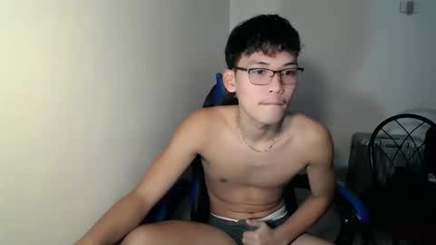 aj_daksxx online show from 02/25/26, 01:54