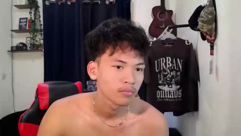 aj_daksxx online show from 06/01/26, 05:09