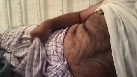 BigHairyGuy online show from 12/18/25, 06:19
