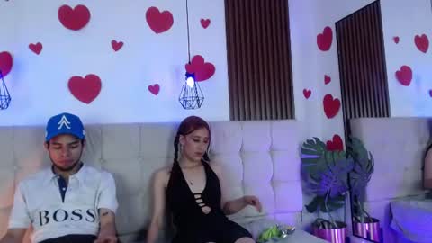 aji_golds online show from 06/13/26, 08:40