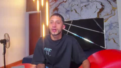 akame_draco online show from 10/18/25, 03:20