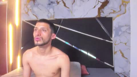 akame_draco online show from 10/23/25, 03:17