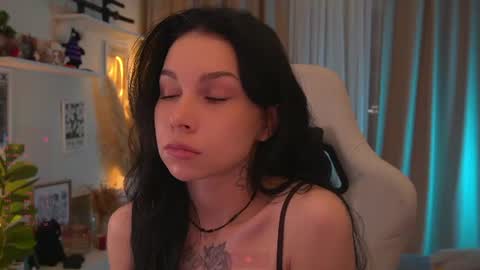 Akaruiiii online show from 07/05/26, 11:45