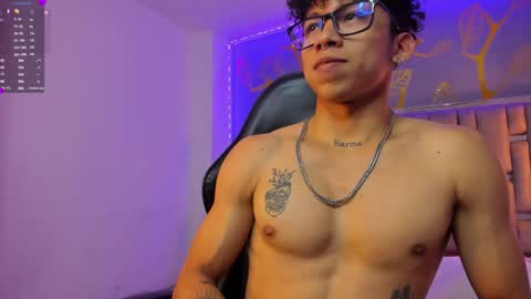 akazaboy online show from 12/04/24, 10:24