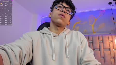akazaboy online show from 12/10/24, 04:24