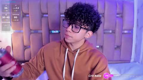 Snapshot of akazaboy chatting on 11/24/25, 04:01 akazaboy online show from 11/24/25, 04:01