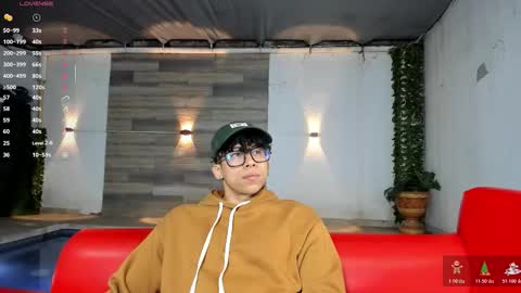 Snapshot of akazaboy chatting on 12/14/25, 05:13 akazaboy online show from 12/14/25, 05:13