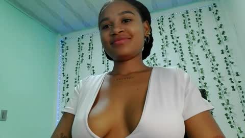 akemy_saunderz online show from 06/07/26, 03:10