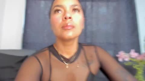 Akenda online show from 02/21/25, 12:28