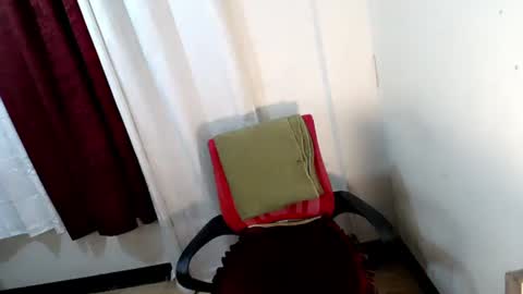 akesha121698 online show from 10/07/25, 07:00