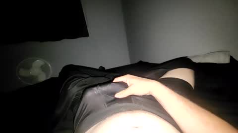 Snapshot of akfx1 chatting on 01/22/25, 03:20 Smile Youre Beautiful online show from 01/22/25, 03:20