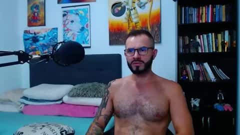 akiles online show from 02/11/25, 02:03