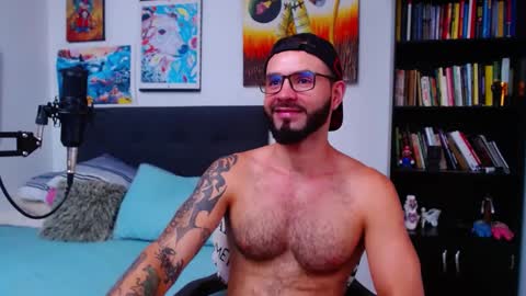 akiles online show from 03/12/25, 10:17