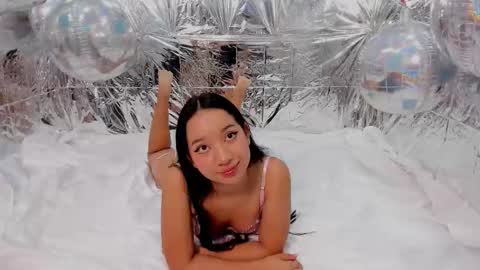 Akimmidoll GMT-5 0630 -1330 online show from 10/01/25, 01:17