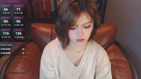 Snapshot of akina520 chatting on 05/31/26, 10:44 Aki online show from 05/31/26, 10:44