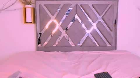 Snapshot of akira_hime chatting on 09/13/25, 10:09 Akira online show from 09/13/25, 10:09