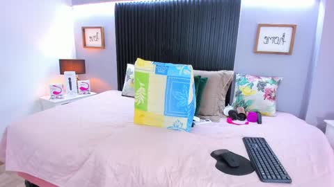 Akira online show from 09/19/25, 04:40