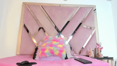 akiraht online show from 10/03/25, 08:50