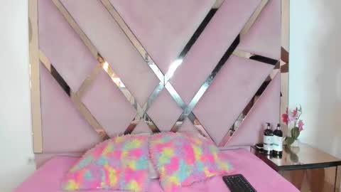 akiraht online show from 10/28/25, 09:17