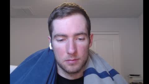 Snapshot of al3xzanderth3gr3at chatting on 01/12/26, 06:18 Alex online show from 01/12/26, 06:18