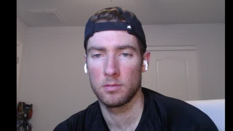 Snapshot of al3xzanderth3gr3at chatting on 01/15/26, 02:16 Alex online show from 01/15/26, 02:16