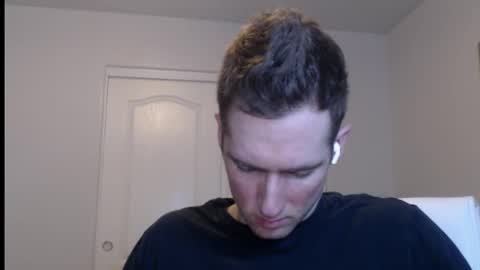 Snapshot of al3xzanderth3gr3at chatting on 02/12/26, 08:31 Alex online show from 02/12/26, 08:31