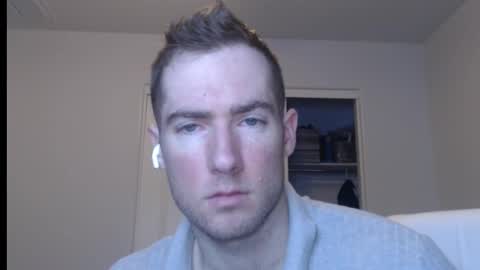 Snapshot of al3xzanderth3gr3at chatting on 02/18/26, 10:17 Alex online show from 02/18/26, 10:17