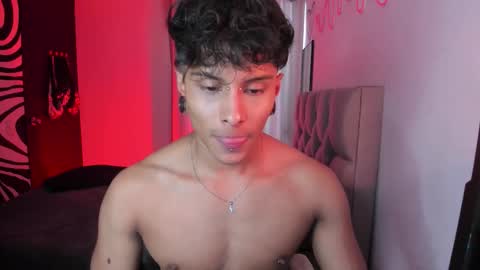 Snapshot of ala_ha_ chatting on 12/04/25, 08:39 Ander uwu online show from 12/04/25, 08:39