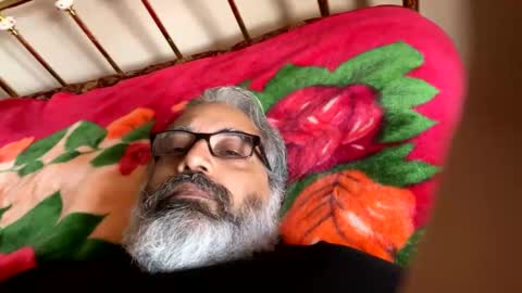 Snapshot of aladdin31673 chatting on 03/01/25, 10:10 aladdin31673 online show from 03/01/25, 10:10