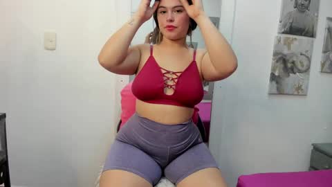 alahia_am online show from 02/08/25, 06:01