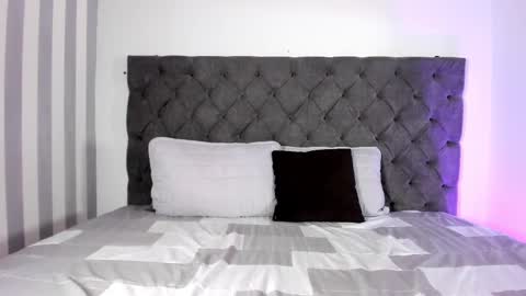 alahia_am online show from 03/12/25, 03:29