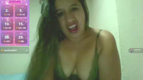 Snapshot of alahia_fox chatting on 01/08/25, 06:31 alahia online show from 01/08/25, 06:31