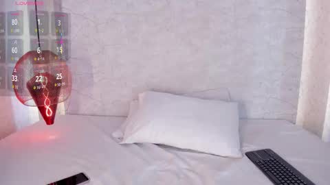 Snapshot of alahia_rosse chatting on 10/27/25, 11:58 Alahia online show from 10/27/25, 11:58