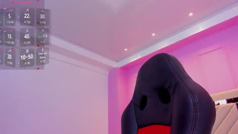 Snapshot of alahiacruz1 chatting on 10/11/25, 01:09  A L A H I A  online show from 10/11/25, 01:09