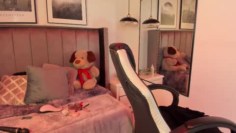 Snapshot of alaia_carter chatting on 09/20/25, 06:25 Alaia Carter online show from 09/20/25, 06:25