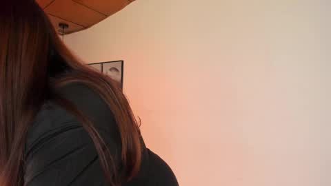 Snapshot of alaia_carter chatting on 10/03/25, 03:31 Alaia Carter online show from 10/03/25, 03:31