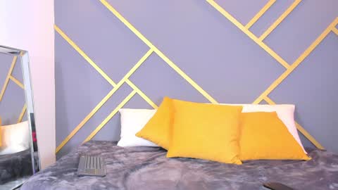 alaia_colins online show from 01/10/25, 03:29