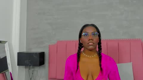 alaia_colins online show from 11/24/25, 03:50