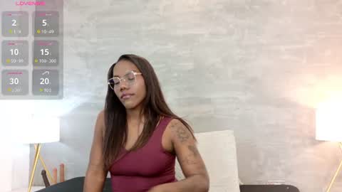 alaia_colins online show from 06/13/26, 02:53
