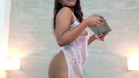 alaia_colins online show from 07/01/26, 02:02