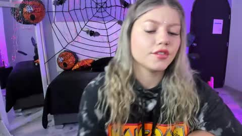 Alaia online show from 10/09/25, 12:58