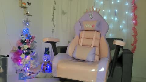 Alaia online show from 12/13/24, 10:02